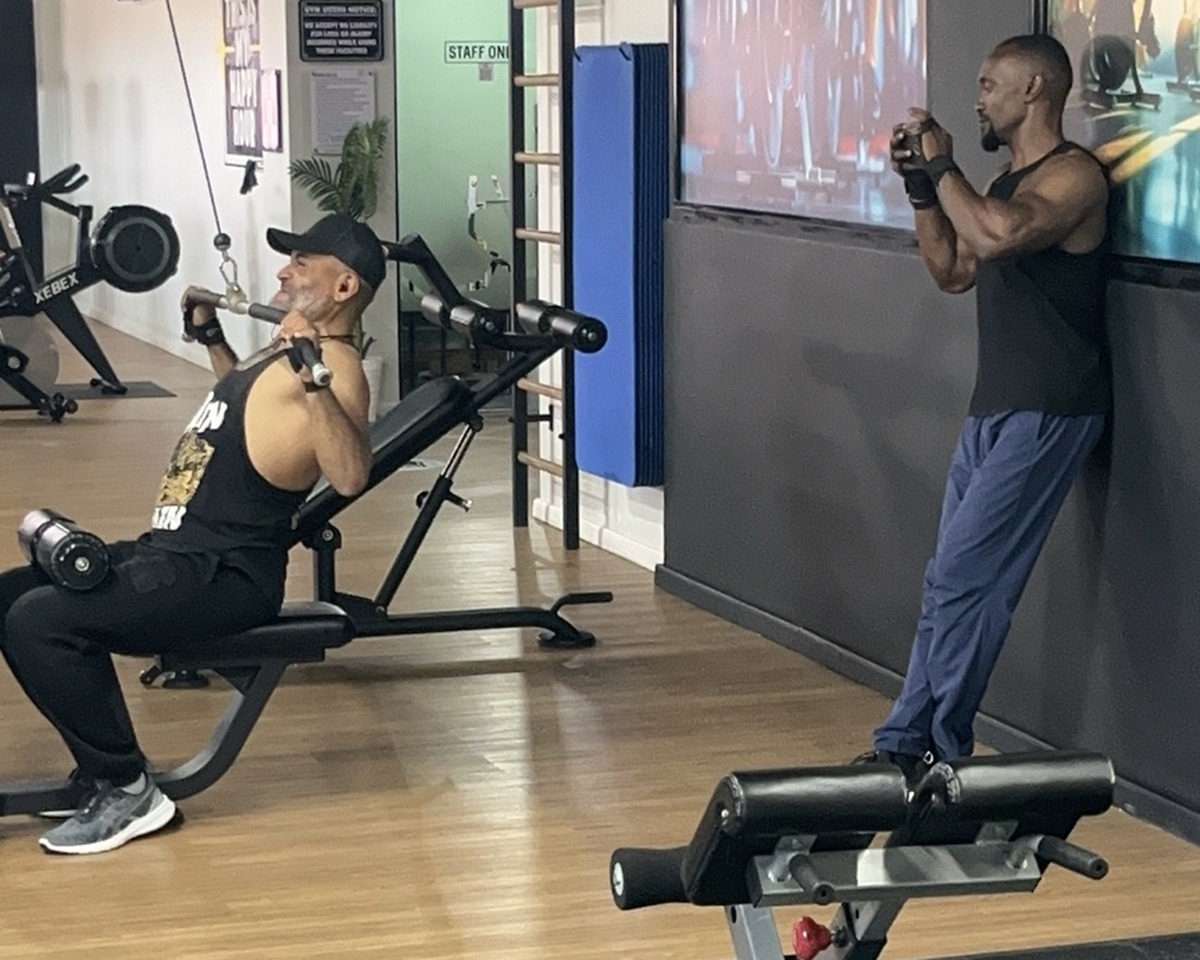 Hakeemfit personal training session
