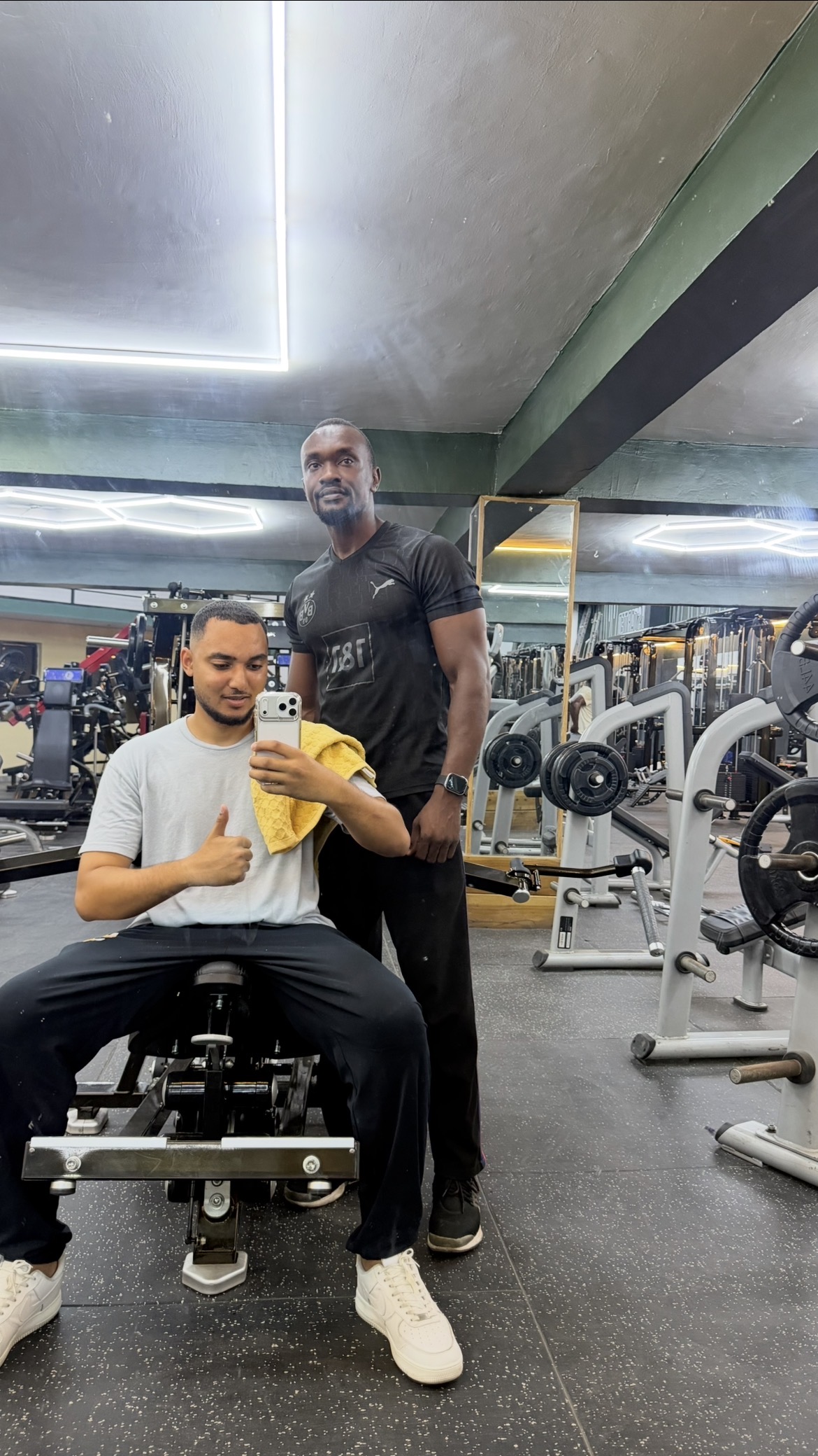 Hakeemfit gym training session